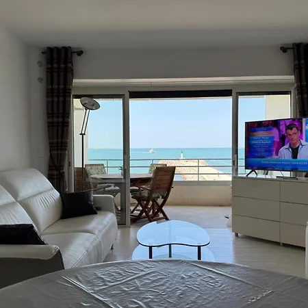 Beautiful 2-bedroom Terrace Facing The Canal Sea Vew Imperial 4