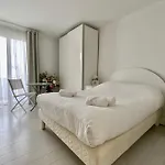 Superbe T3 Traversant Avec Terrasse Face Au Chenal Vue Imperial 4 * لو غراو دو روا