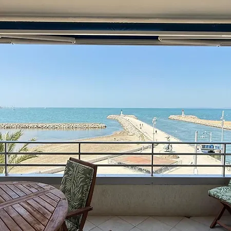 Superbe T3 Traversant Avec Terrasse Face Au Chenal Vue Imperial 4 * Le Grau-du-Roi
