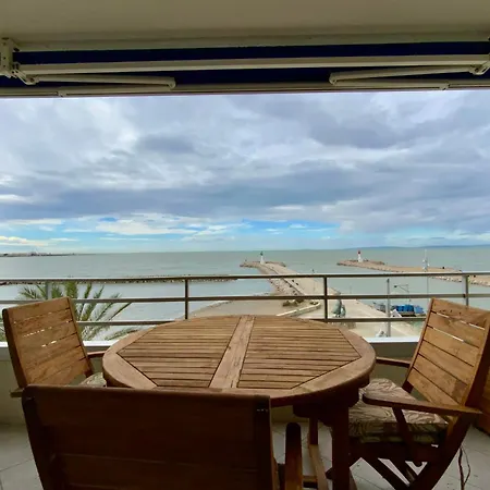 Beautiful 2-bedroom Terrace Facing The Canal Sea Vew Impérial 4 *